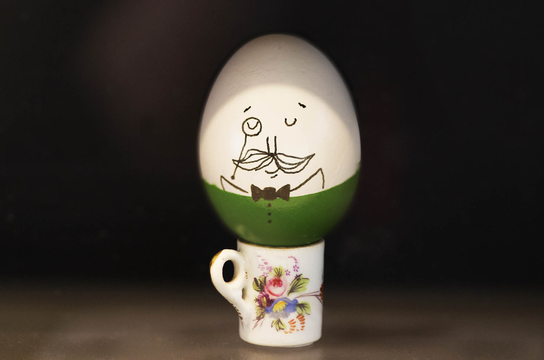 Annoushka Milestones Exhibition display cabinet - Painted Humpty Dumpty  egg on tiny cup