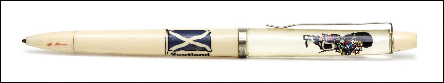 Floaty Souvenir Pen - Scotland - floating Scots Guard with bagpipes - white