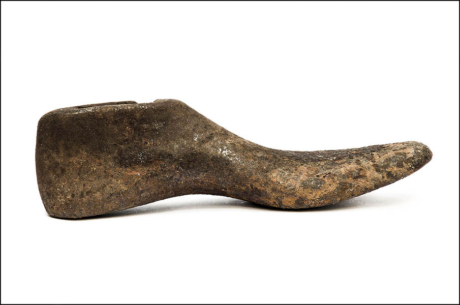 Shoe Last - Cobblers cast iron form - rusted antique