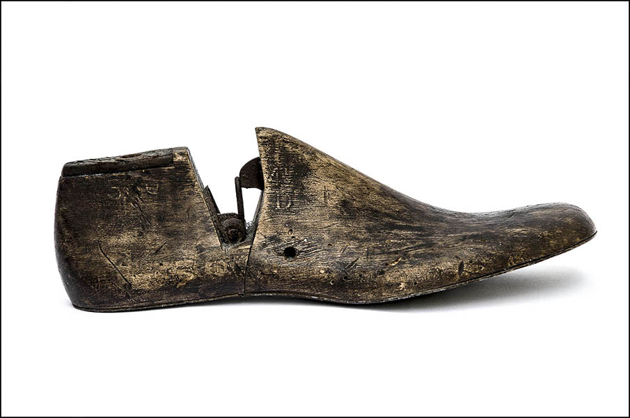 Shoe Last - Cordwainers wooden form - antique