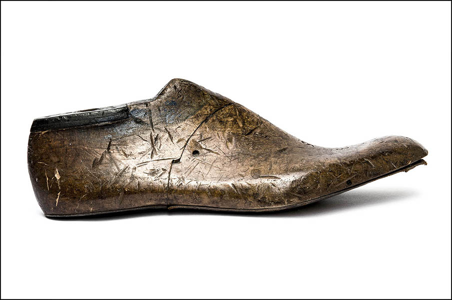 Shoe Last - Cordwainers wooden form - multiple score marked antique
